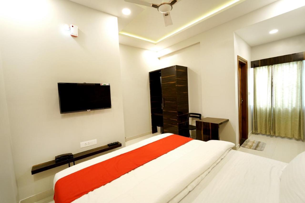 Ss Crown Inn Bangalore Exterior photo